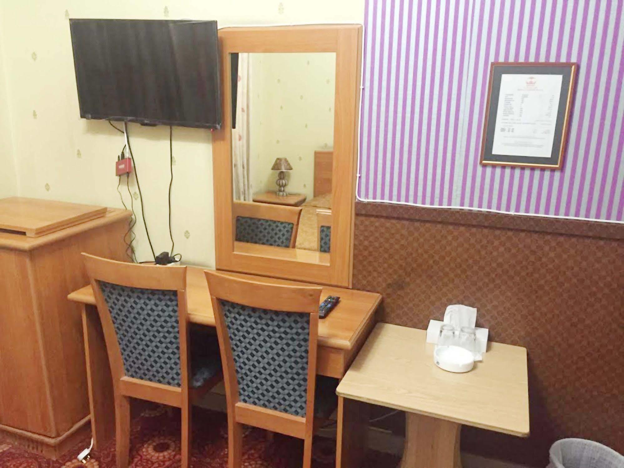 Royal Garden Hotel 두바이 외부 사진